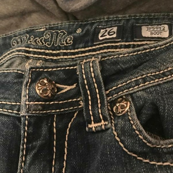 Size 26 miss me jeans boot cut - Picture 2 of 4