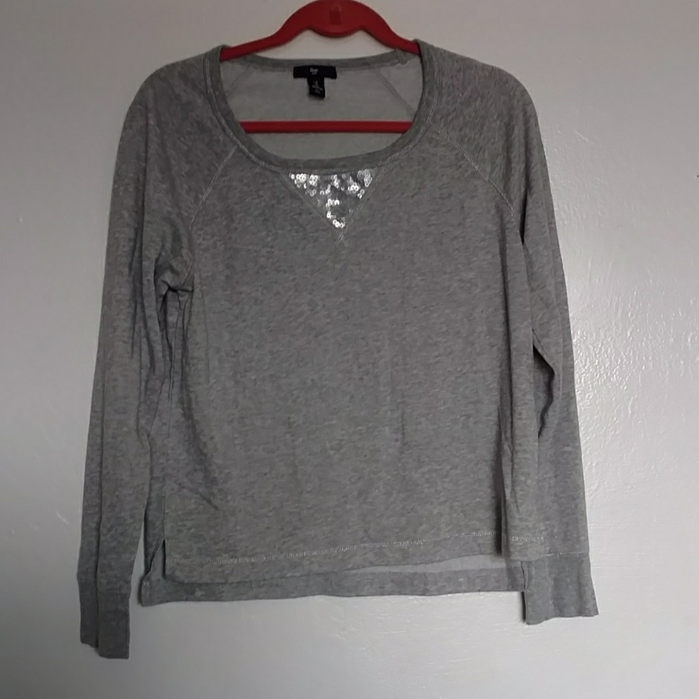 Gap sweater