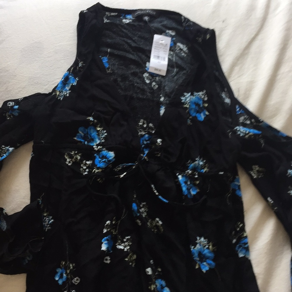 Kendall Kylie sleeved dress