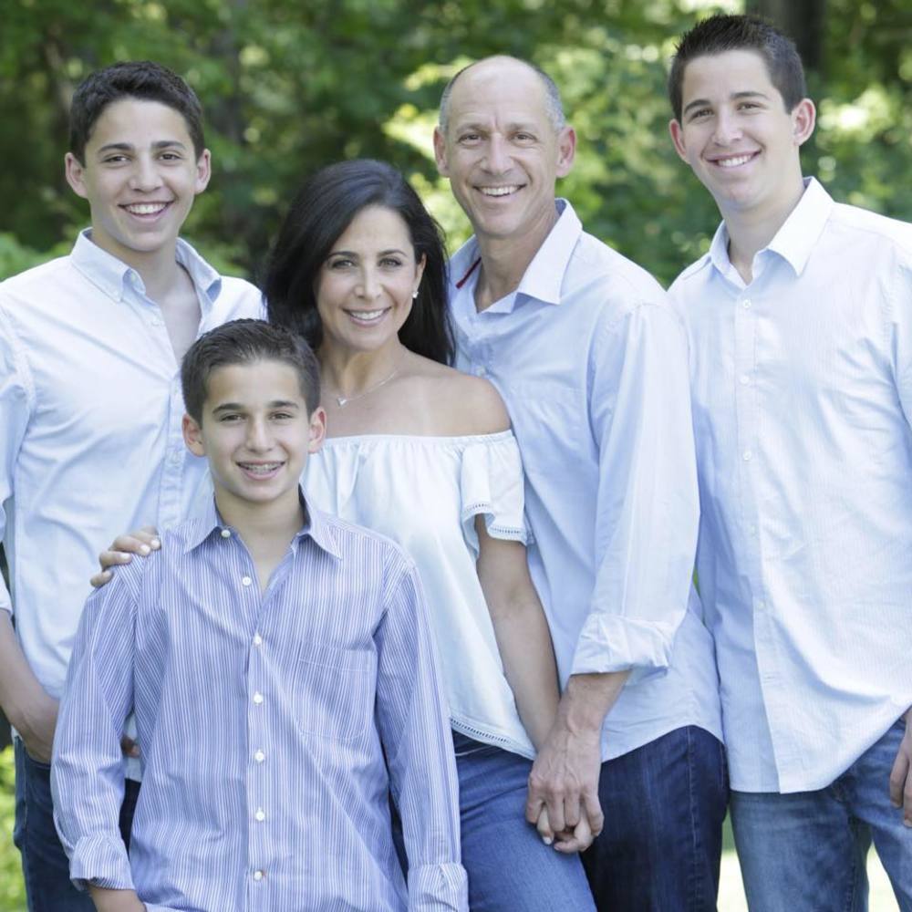 Meet your Posher, Dana