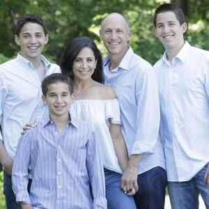 Meet your Posher, Dana