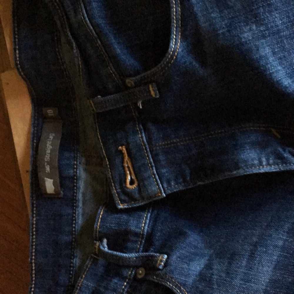 Sold locally ⚜️. Jr Levi's 505 straight leg