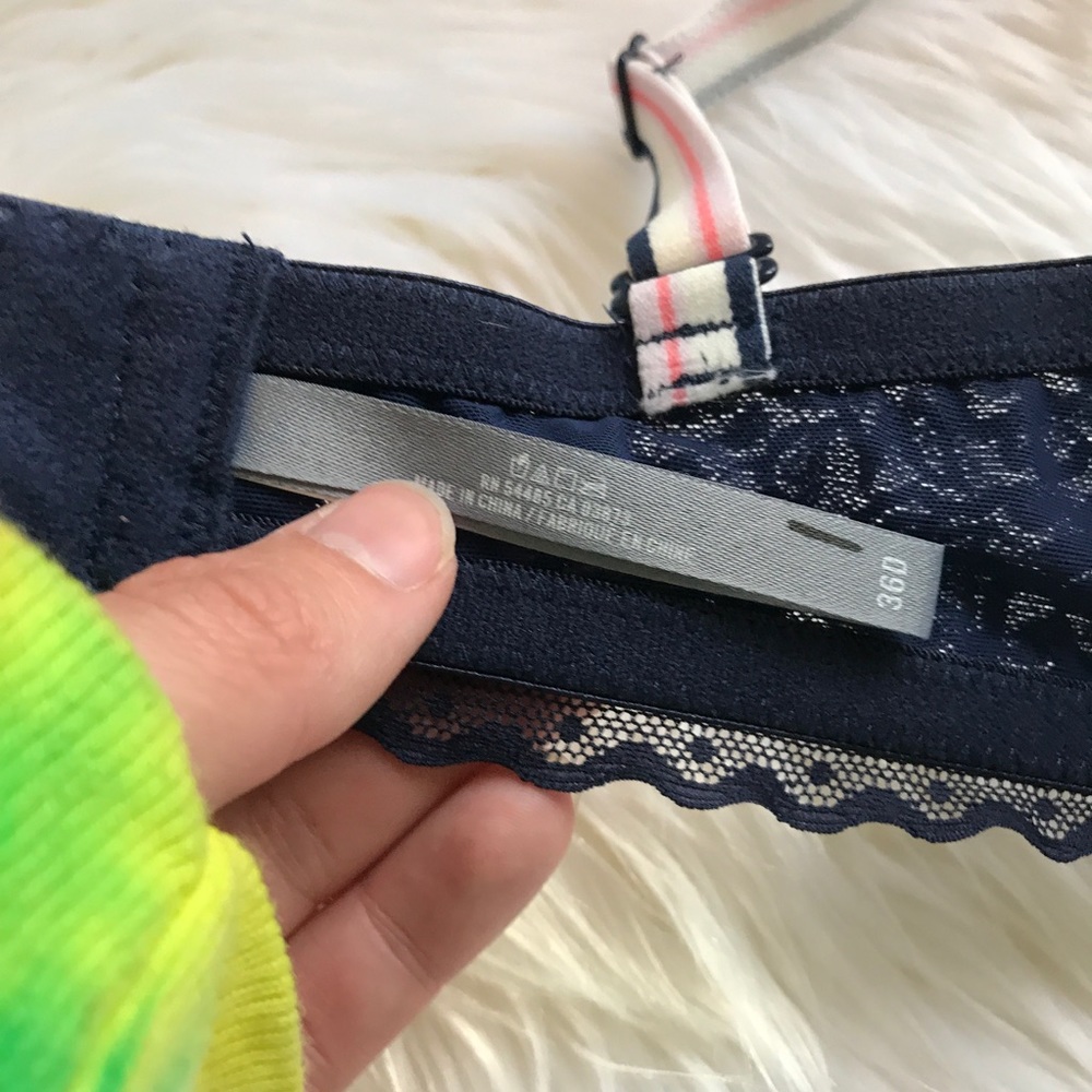 NEW Aerie Navy Lace Blakely Bra 36D - Picture 4 of 8