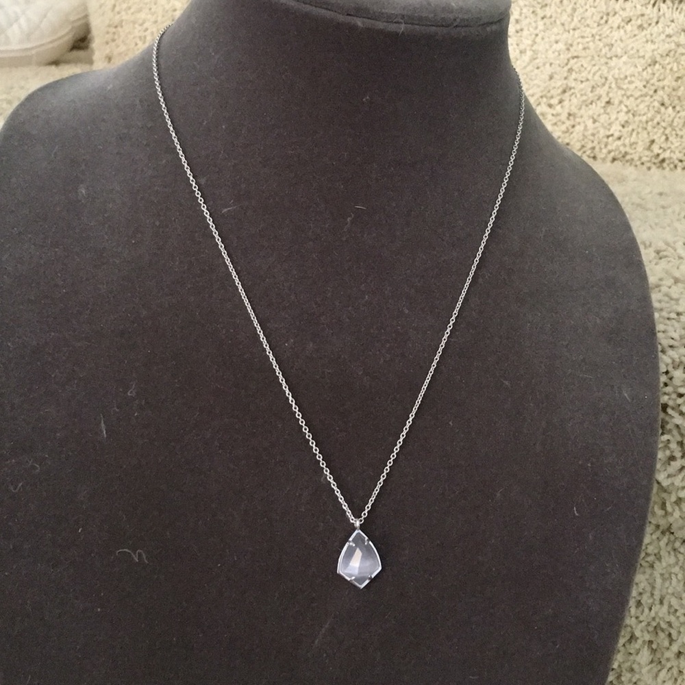 Kendra Scott NEVER WORN necklace