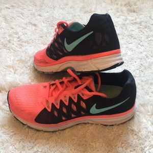Nike Zoom Running Shoes | Size 9