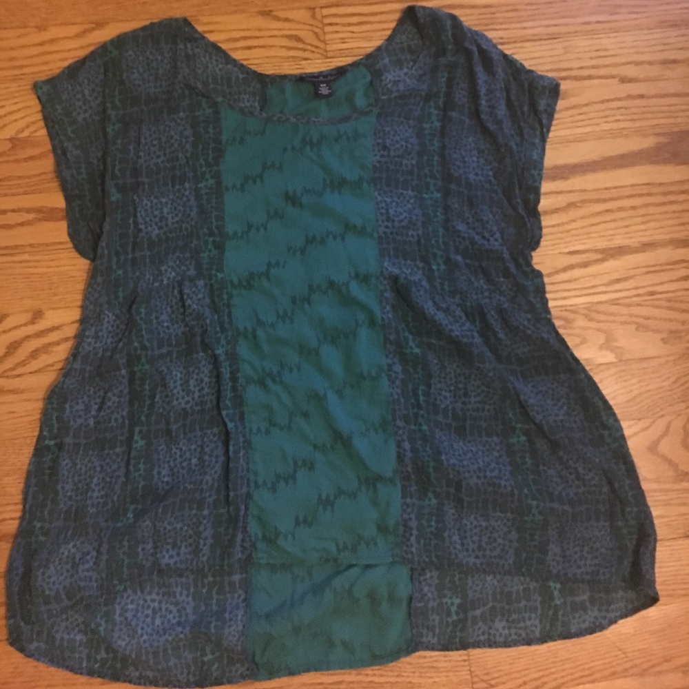 🎉2/$10🎉Green and aqua blouse