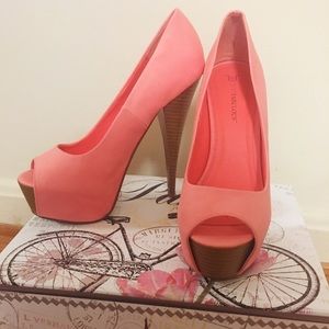 Just Fab opened toed heels