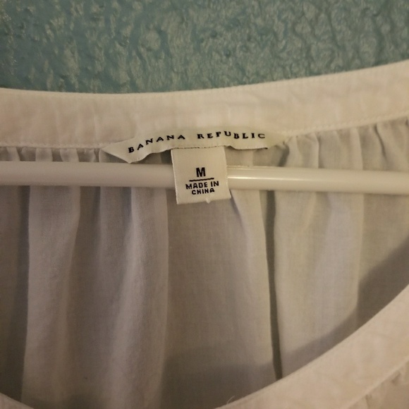 Lightweight long-sleeve, peasant-style button-down - Picture 2 of 3