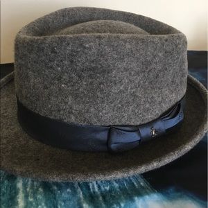 Original penguin wool hat 🎩