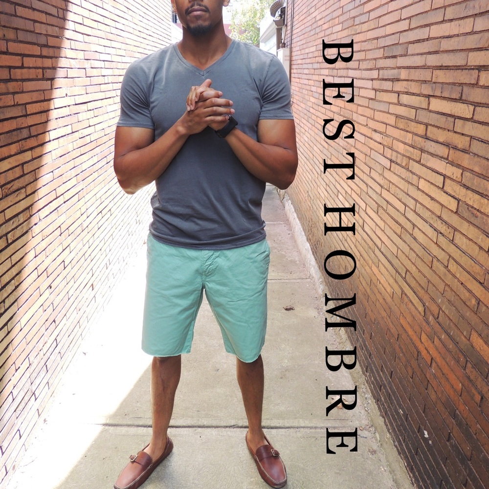 Chino Shorts in Seafoam - Picture 5 of 8