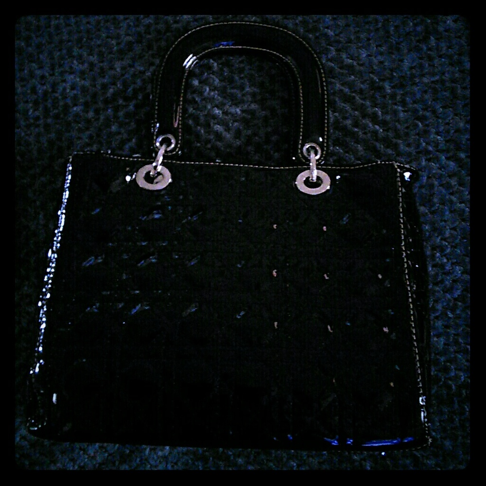 Patent quilted purse
