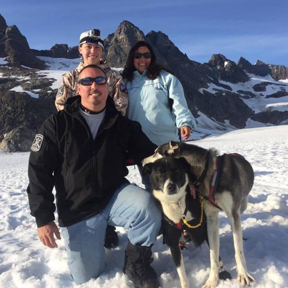 Meet your Posher, April