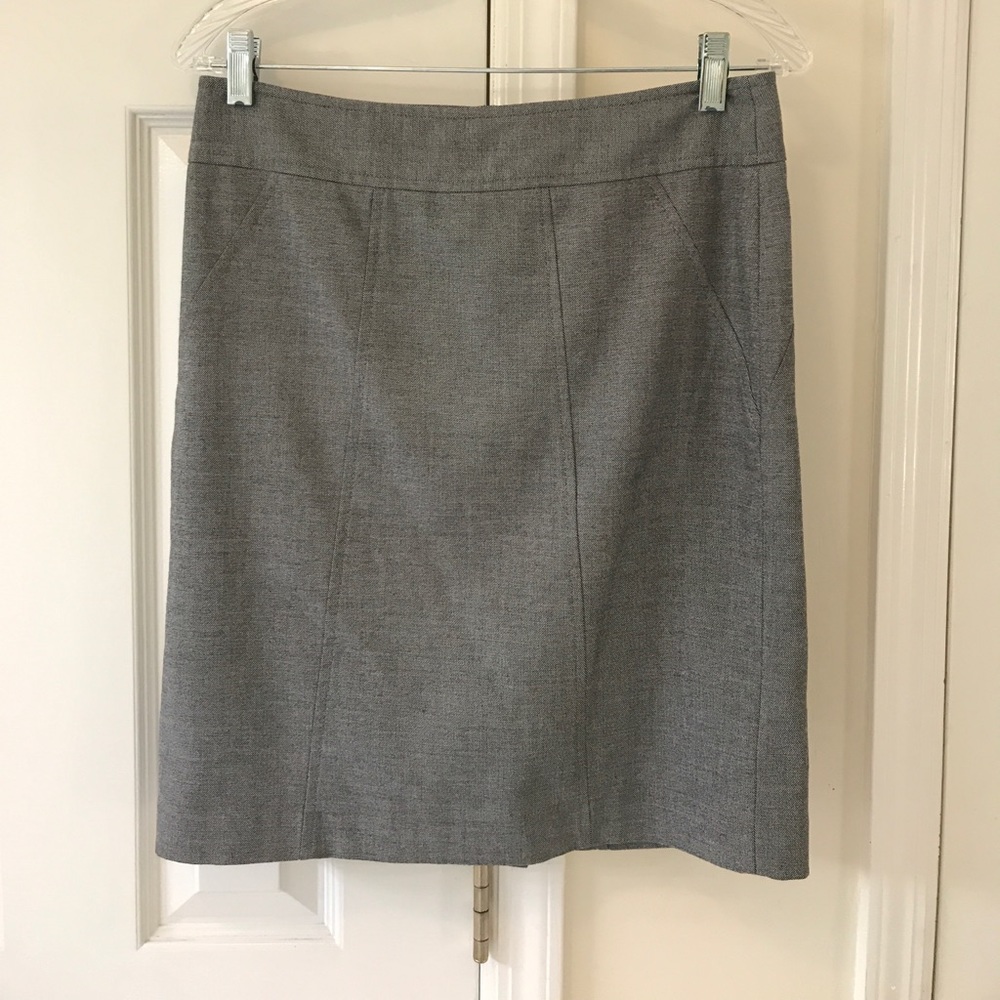 LOFT GREY SKIRT