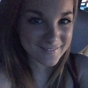 Meet your Posher, Brianna