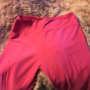Hot pink lu la roe leggings