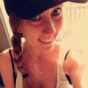 Meet your Posher, Miranda