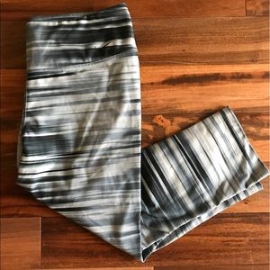 Nike dri-fit capris