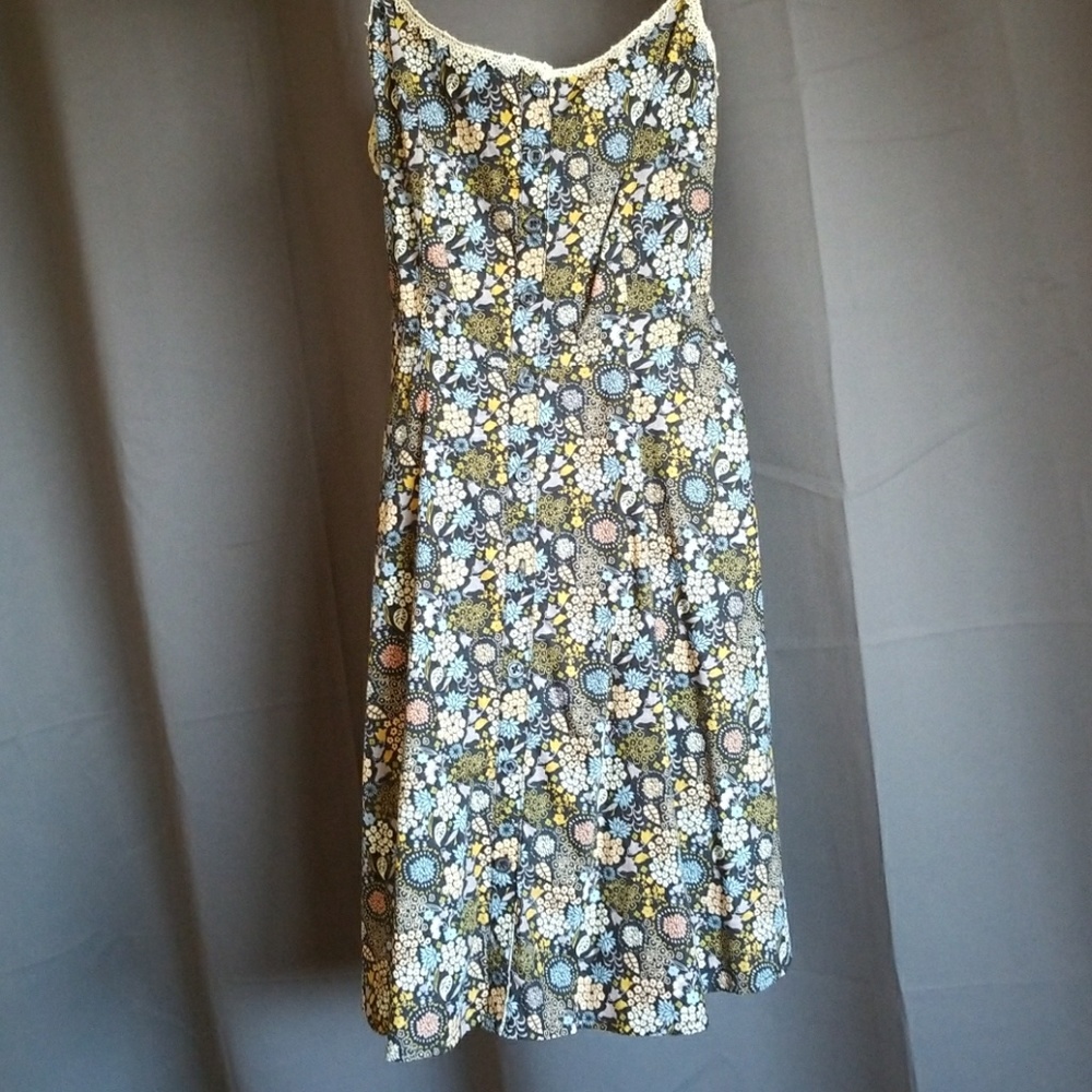 Spaghetti strap floral and lace dress