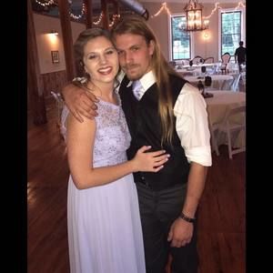 Meet your Posher, Brooke