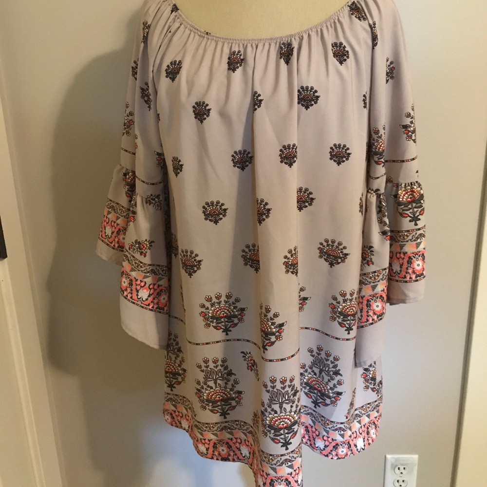 Fall Top with Flowing Sleeves