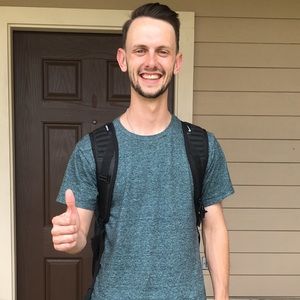 Meet your Posher, Aaron