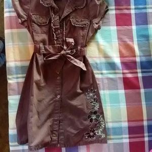 Girls brown dress adorable!