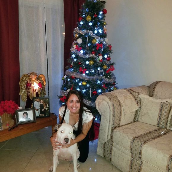 Meet your Posher, Zarela - Picture 1 of 1