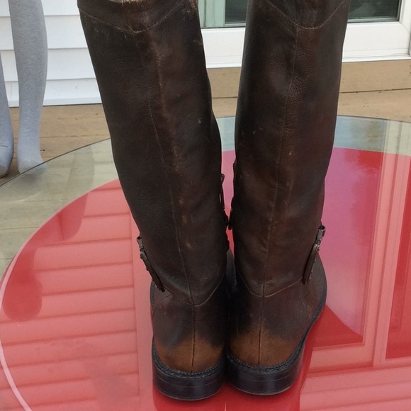 B. Makosky brown leather boots amazing style. - Picture 4 of 8