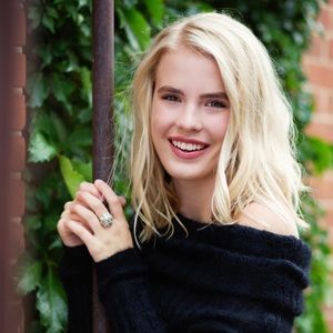 Meet your Posher, Hallie