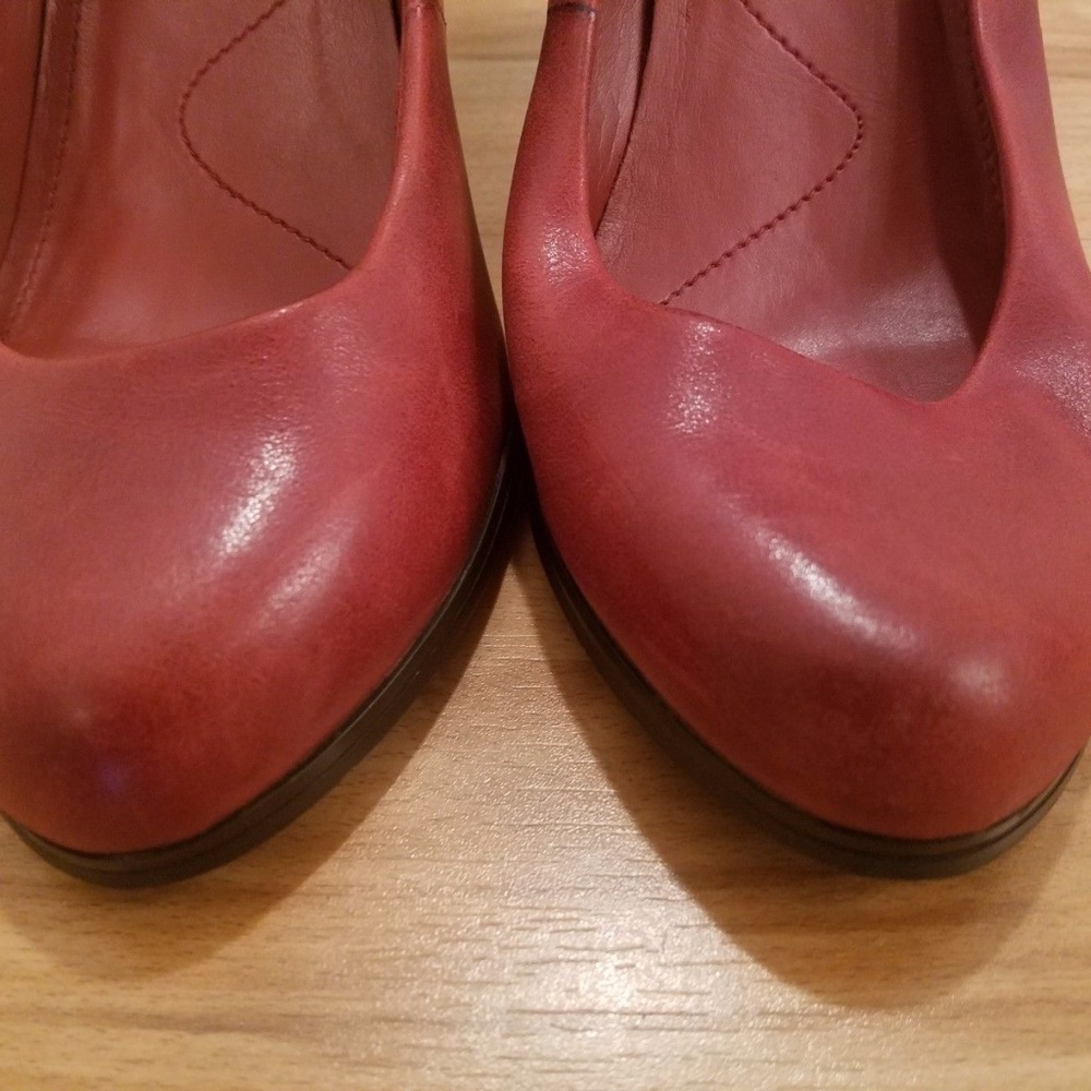 LUXURY REBEL VARDA Terracotta Red Leather Pump