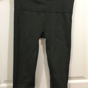 Lululemon crop pant - size 6