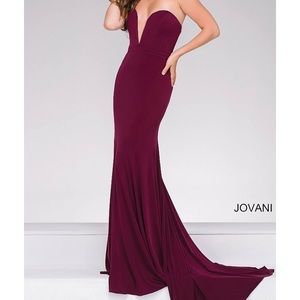 ❗️REDUCED❗️NWT JOVANI formal/prom dress!