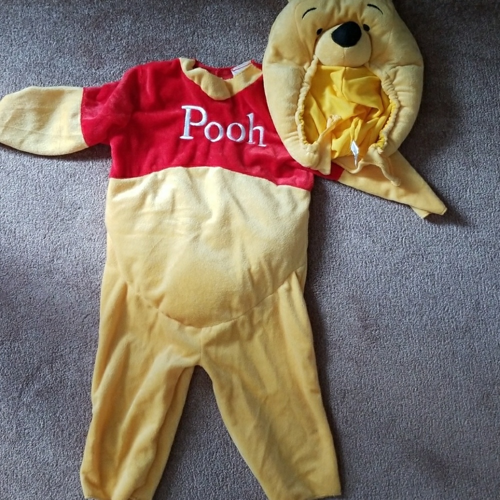 Winnie the Pooh costume 12 to 18 months