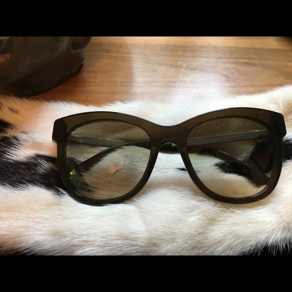Giorgio Armani Fabulous Sunnies ?FLASH SALE❣️ main image 8