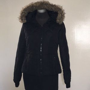 CLOSET CLOSING -Black coat/faux fur trimmed hood