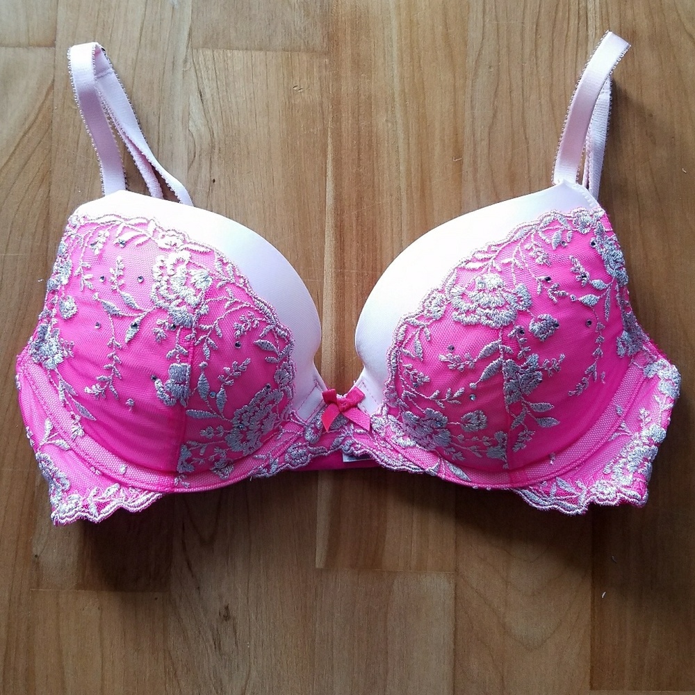 🚫SOLD✔  NWT Victoria's Secret Dream Push-up bra