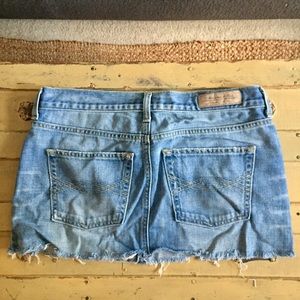 VINTAGE ABERCROMBIE & FITCH 90s DISTRESSED VINTAGE WASH CUTOFF JEAN MINI SKIRT 4