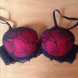 Rene Rofe bra
