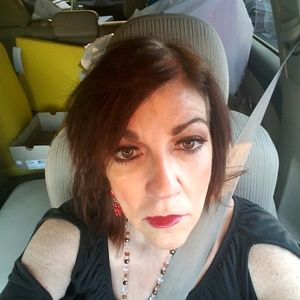 Meet your Posher, Aimee