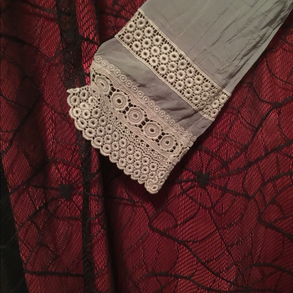 Johnny Was Grey Embroidered Tunic - Picture 3 of 7