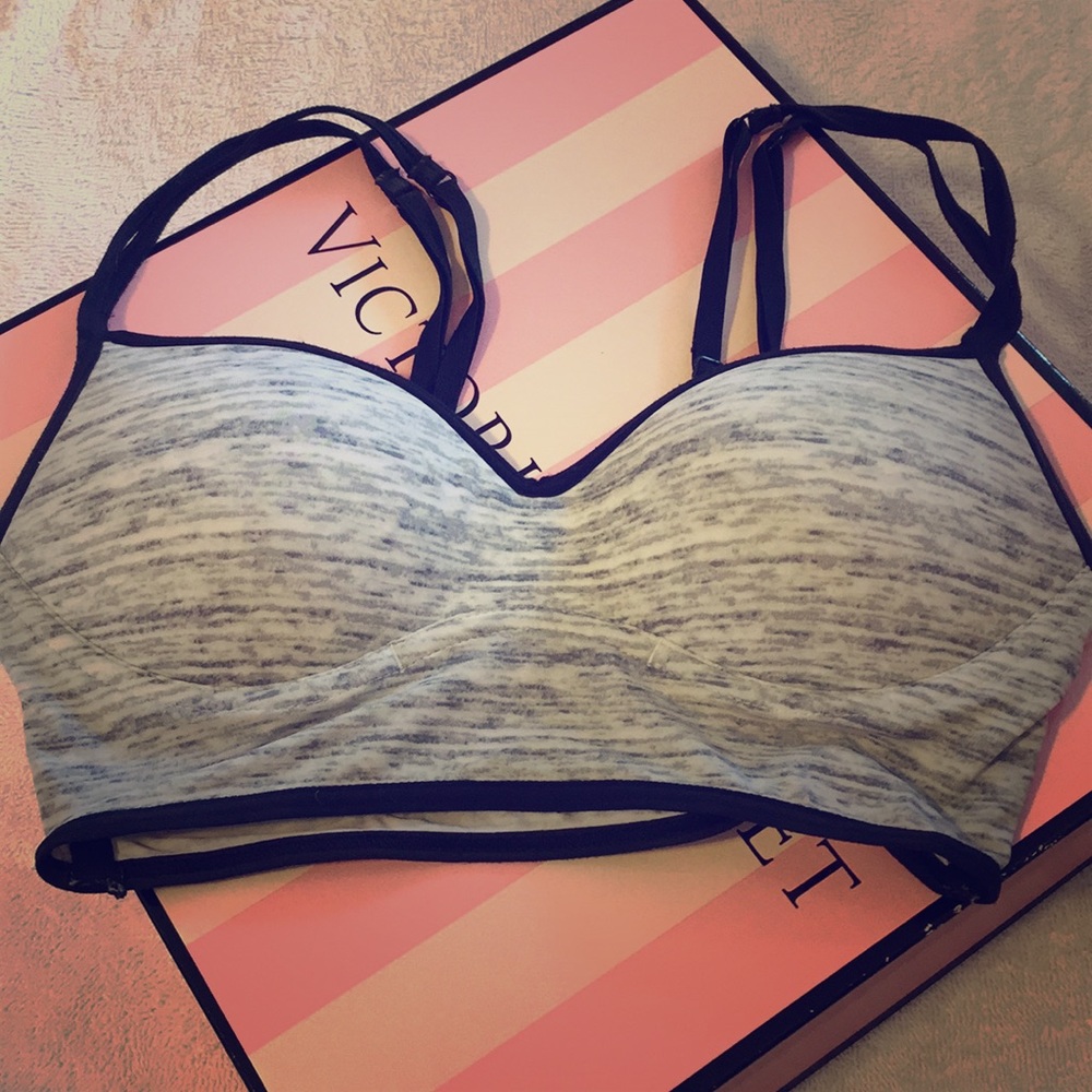 Victoria's Secret Pink strappy back 34 B
