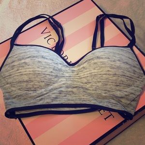 Victoria's Secret Pink strappy back 34 B
