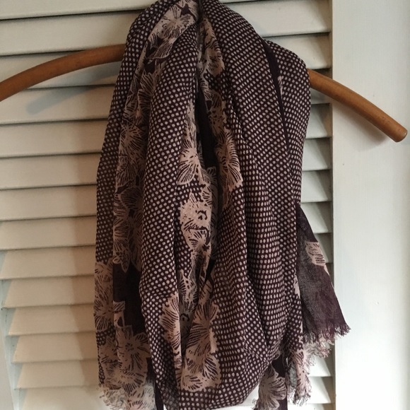 Bundle of 4 scarves - Picture 6 of 6