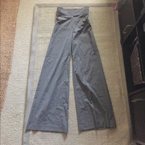 VS BODY BY VICTORIA SECRET STRETCH BODYCON HIGH WAIST WIDE LEG TROUSERS PANT 6 T