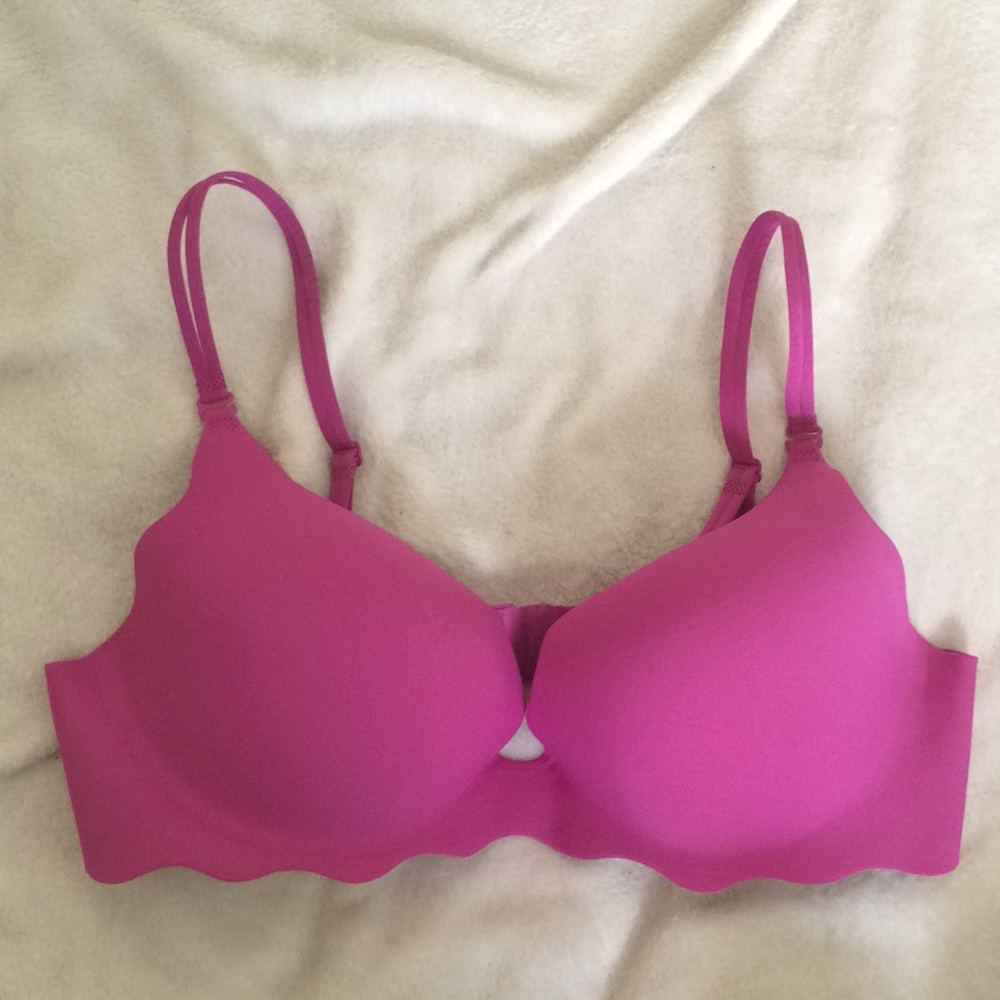 *sold on Merc*Victoria secret very sexy push up