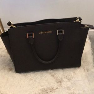 Selma satchel medium