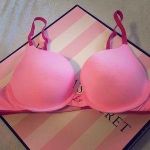Victoria's Secret Perfect Coverage 34 B