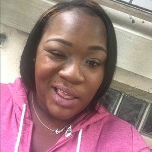 Meet your Posher, Ciara