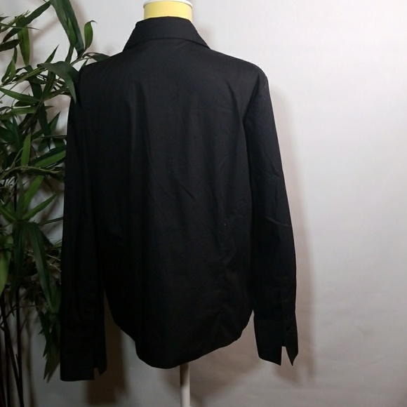 Modern Essentials Black Blouse - Picture 3 of 5