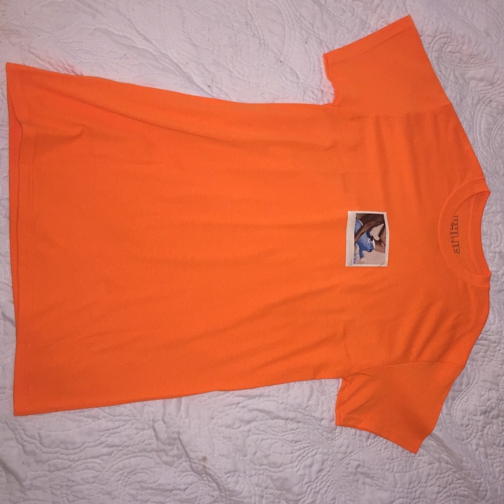 Super cute women's tee from The Kylie Shop!!